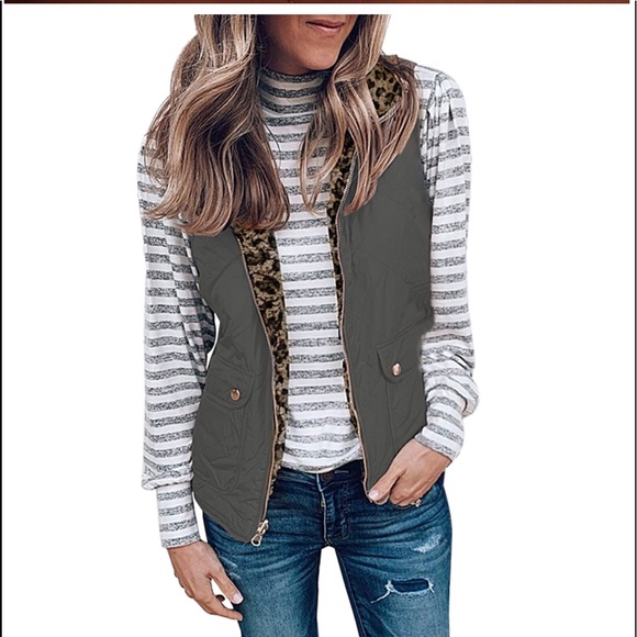 Jackets & Blazers - Reversible quilted vest